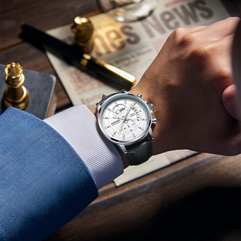 Carlophis K-1815B Linear Ultra-Thin Watch - Unisex & Small Seconds Dial